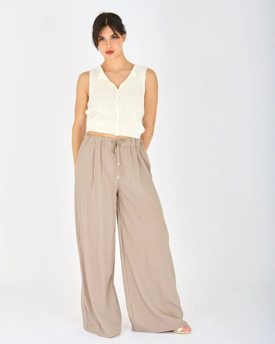 Maglia smanicata con bottoni codice 14A2690109243